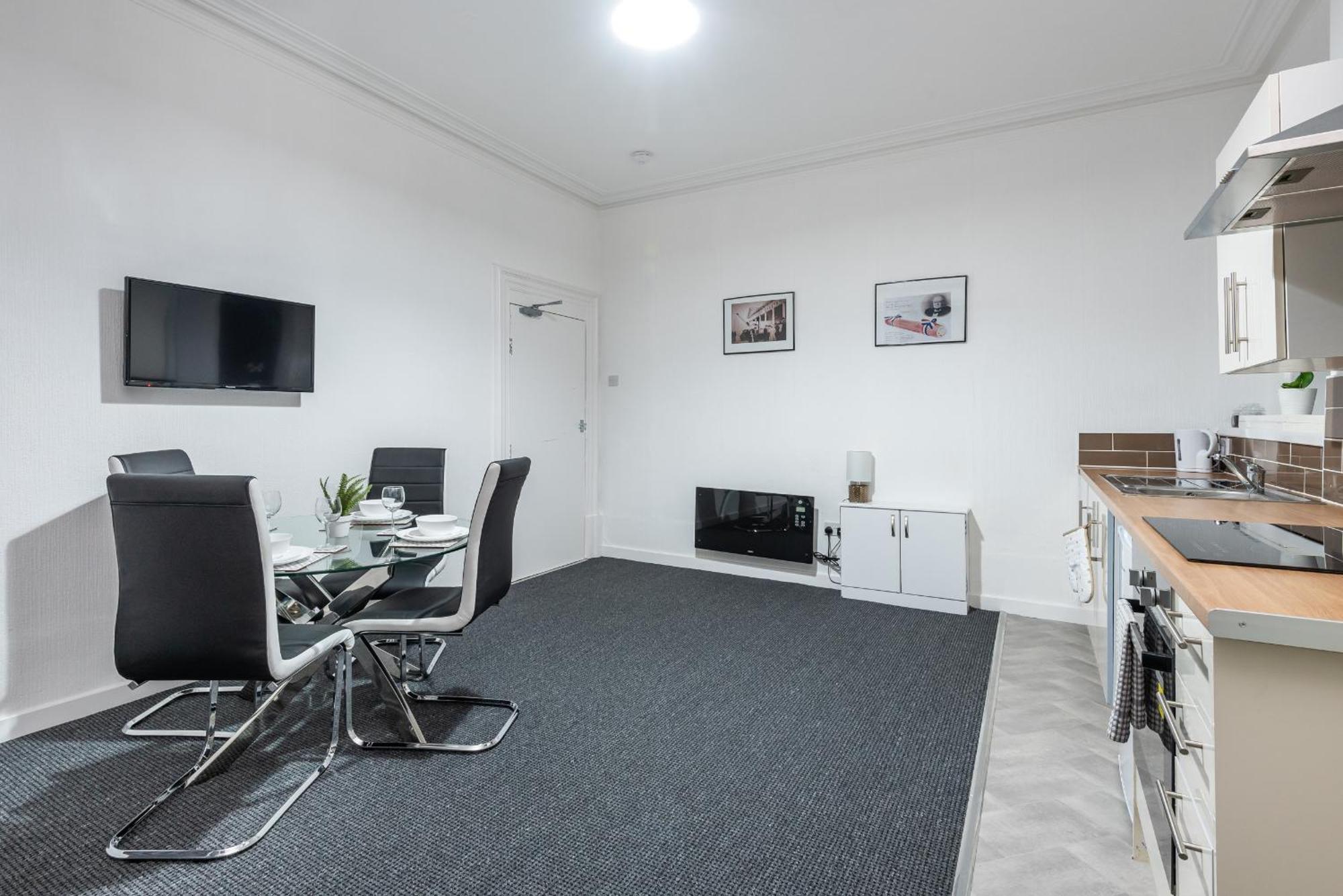 Velvet Coaster Apartments Blackpool Bagian luar foto