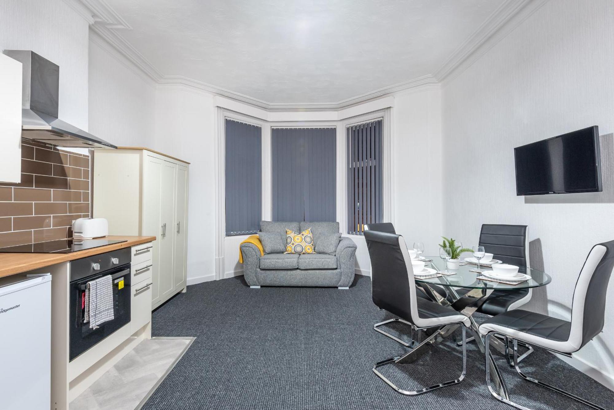 Velvet Coaster Apartments Blackpool Bagian luar foto
